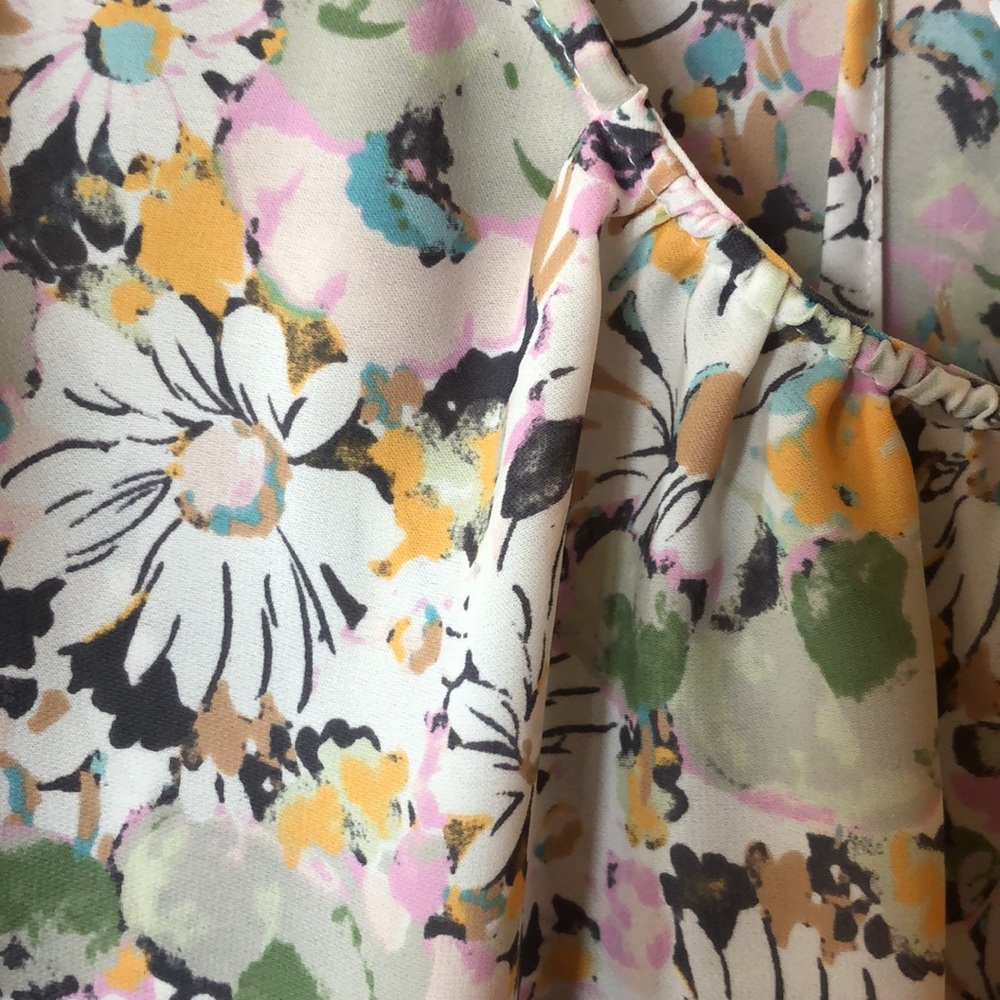 Floral professional blouse - Picture 4 of 5